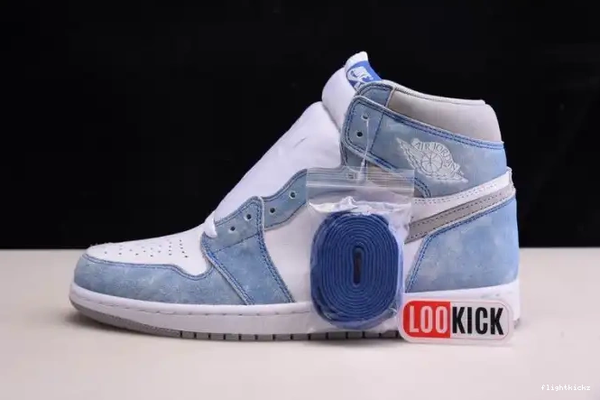 Hyper Jordan 1 Royal Retro High 555088-402 OG 0503